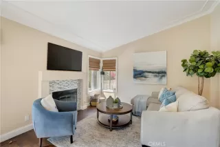 Photo #3: OC23171151 Listing 