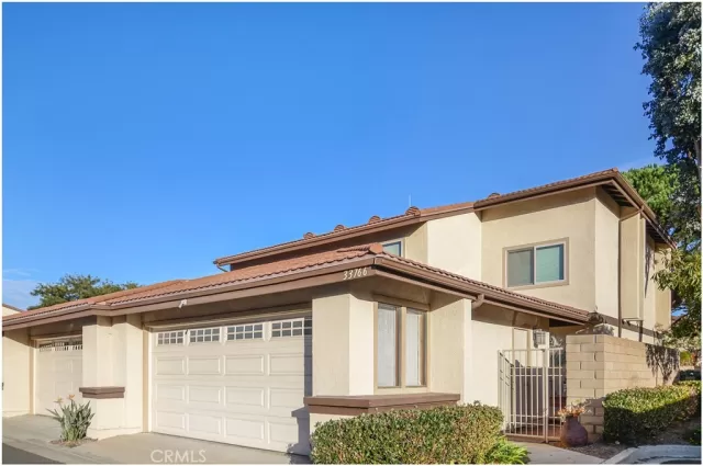 MLS: OC23171418 Condo For Sale