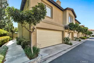 Photo #1: OC23171661 Listing 