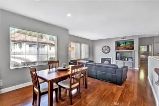 Photo #3: OC23171661 Listing 