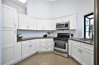 Photo #5: OC23171697 Listing