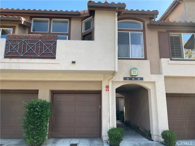 MLS: OC23171753 Condo For Sale