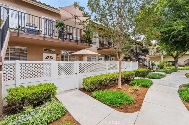 MLS: OC23171929 Condo For Sale