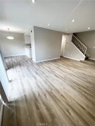 Photo #1: OC23172073 Listing 