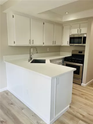 Photo #6: OC23172073 Listing 