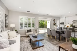 Photo #6: OC23172086 Listing 