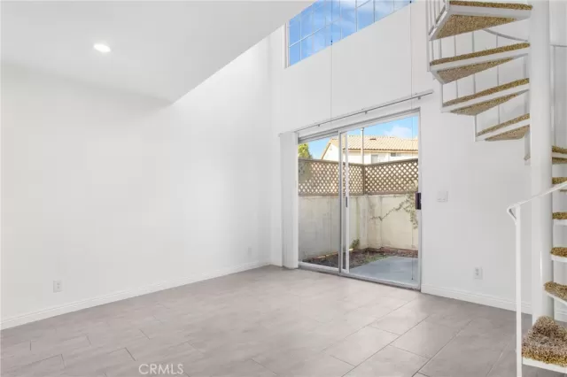 MLS: OC23172122 Condo For Sale