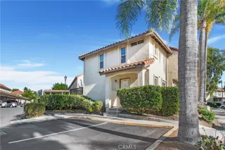 Photo #6: OC23172122 Listing