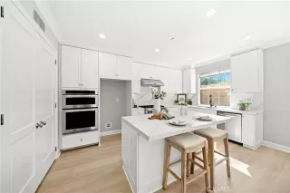 Photo #3: OC23172261 Listing 