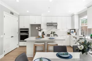 Photo #4: OC23172261 Listing 