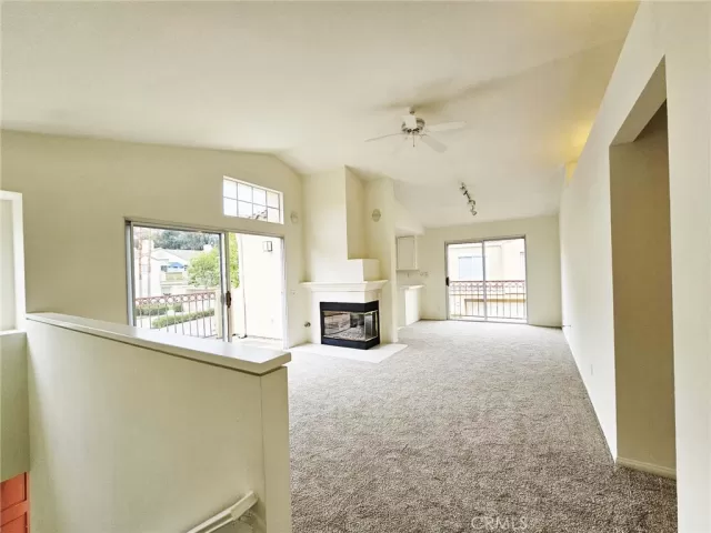 MLS: OC23172625 Condo For Sale