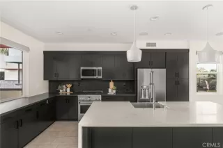 More Details about MLS # OC23172728 : 636 CHANNEL WAY