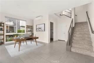 Photo #4: OC23172728 Listing 