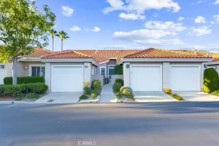 Photo #1: OC23172839 Listing