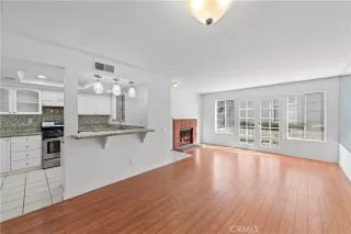 Photo #3: OC23172924 Listing 