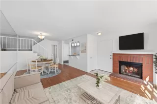 Photo #4: OC23172924 Listing 