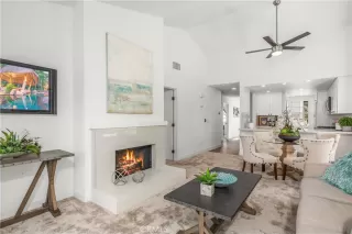 Photo #1: OC23173020 Listing