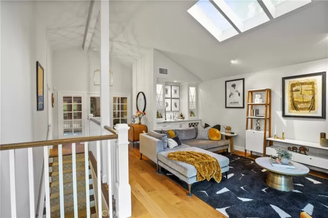 MLS: OC23173092 Condo For Sale