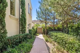 Photo #1: OC23173391 Listing 