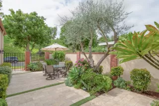 Photo #1: OC23173558 Listing