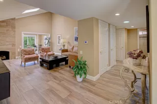 Photo #5: OC23173558 Listing