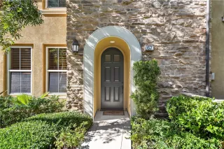 Photo #2: OC23173574 Listing 