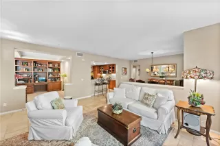 Photo #3: OC23173574 Listing 