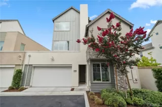 Photo #1: OC23173624 Listing 