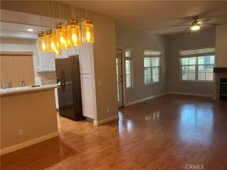 Photo #2: OC23173636 Listing 