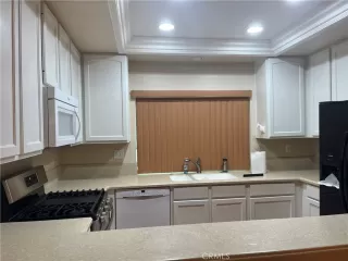 Photo #3: OC23173636 Listing 