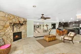 Photo #6: OC23173846 Listing 