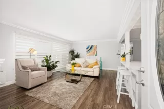 Photo #1: OC23173904 Listing