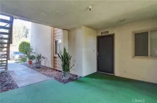 Photo #2: OC23174056 Listing