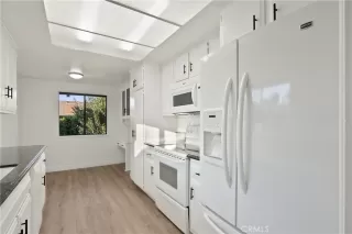 Photo #3: OC23174162 Listing 