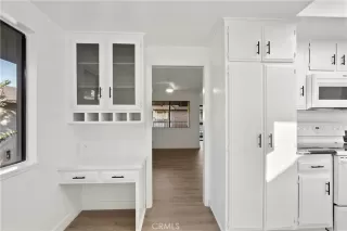 Photo #4: OC23174162 Listing 