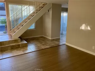 Photo #5: OC23174217 Listing 