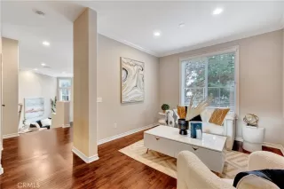 Photo #6: OC23174300 Listing 