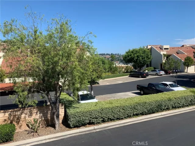 MLS: OC23174408 Condo For Sale