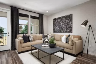 Photo #3: OC23174706 Listing