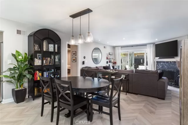 MLS: OC23174719 Condo For Sale