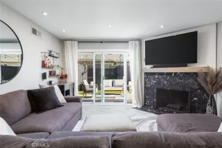 Photo #2: OC23174719 Listing 