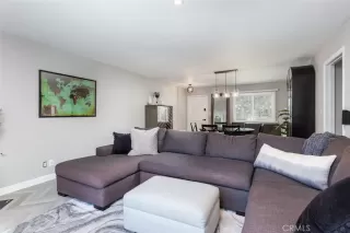 Photo #3: OC23174719 Listing 