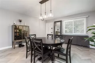 Photo #4: OC23174719 Listing 