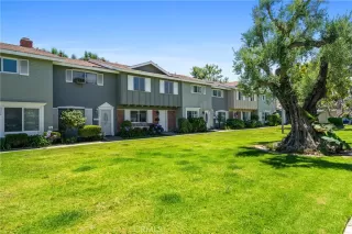 Photo #2: OC23174985 Listing 