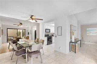 Photo #5: OC23175753 Listing