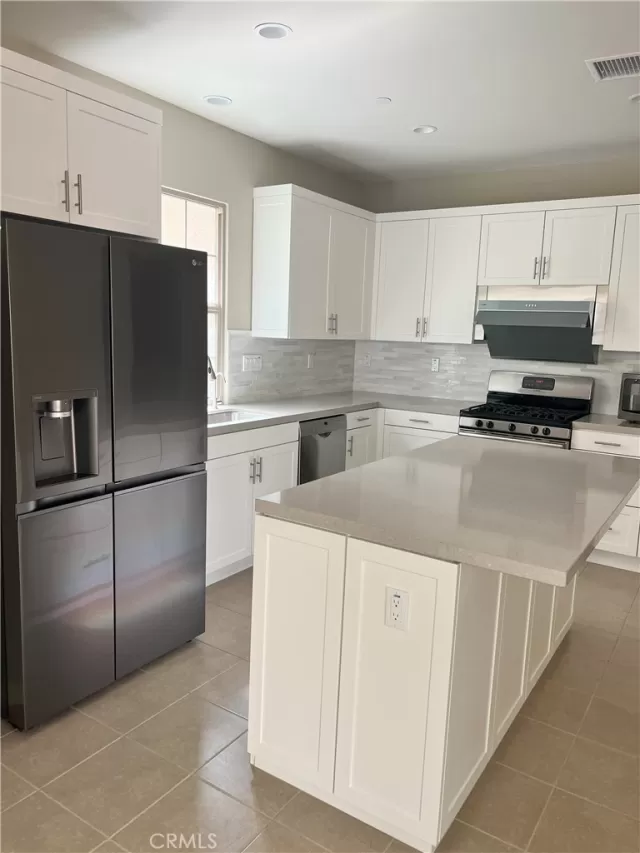 MLS: OC23176523 Condo For Sale
