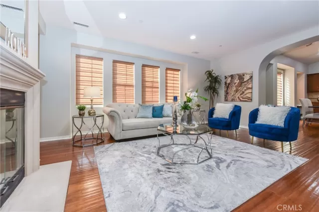 MLS: OC23176735 Condo For Sale