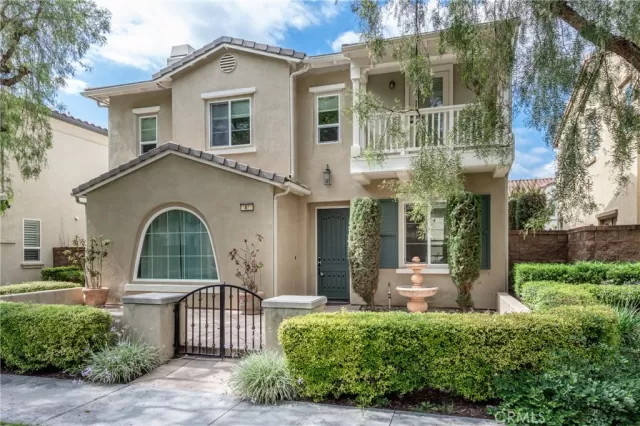 MLS: OC23176825 Condo For Sale