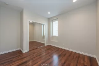 Photo #6: OC23176825 Listing 