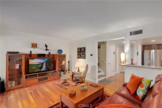 Photo #6: OC23177021 Listing 